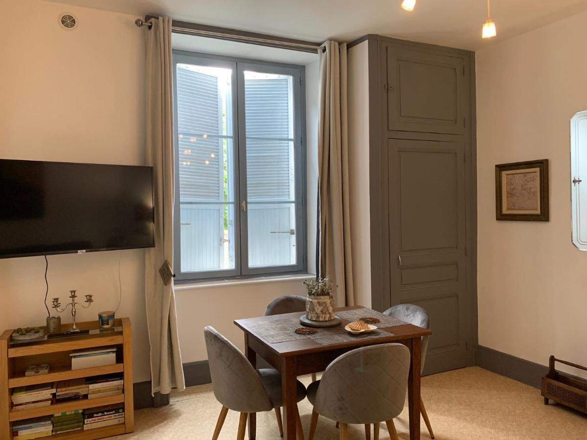La Cour Pavee, T2 Lumineux, Cosy, Confort 55 M2 Saint-Léonard-de-Noblat Екстериор снимка