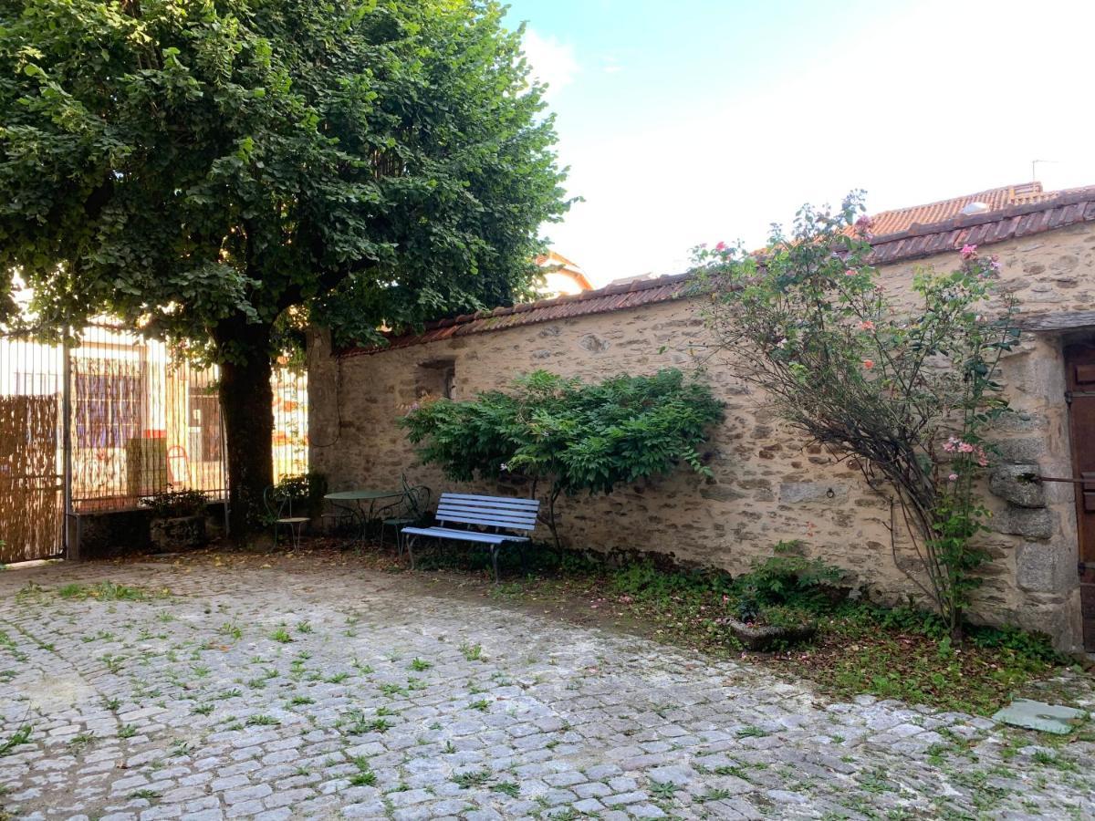 La Cour Pavee, T2 Lumineux, Cosy, Confort 55 M2 Saint-Léonard-de-Noblat Екстериор снимка